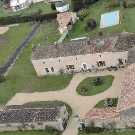 Gites De Vanzay Buitenkant foto